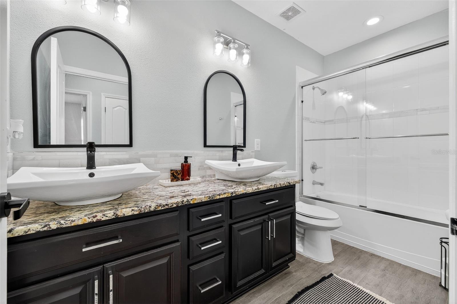 14227 ALISTAR MANOR DR