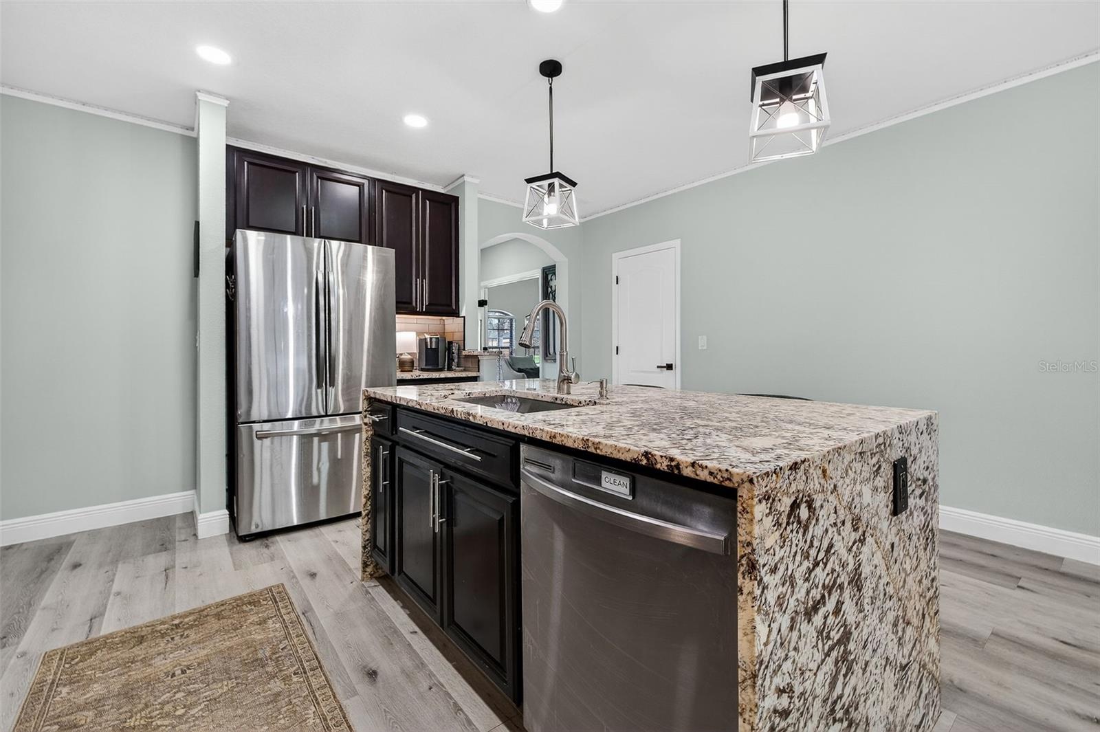 14227 ALISTAR MANOR DR