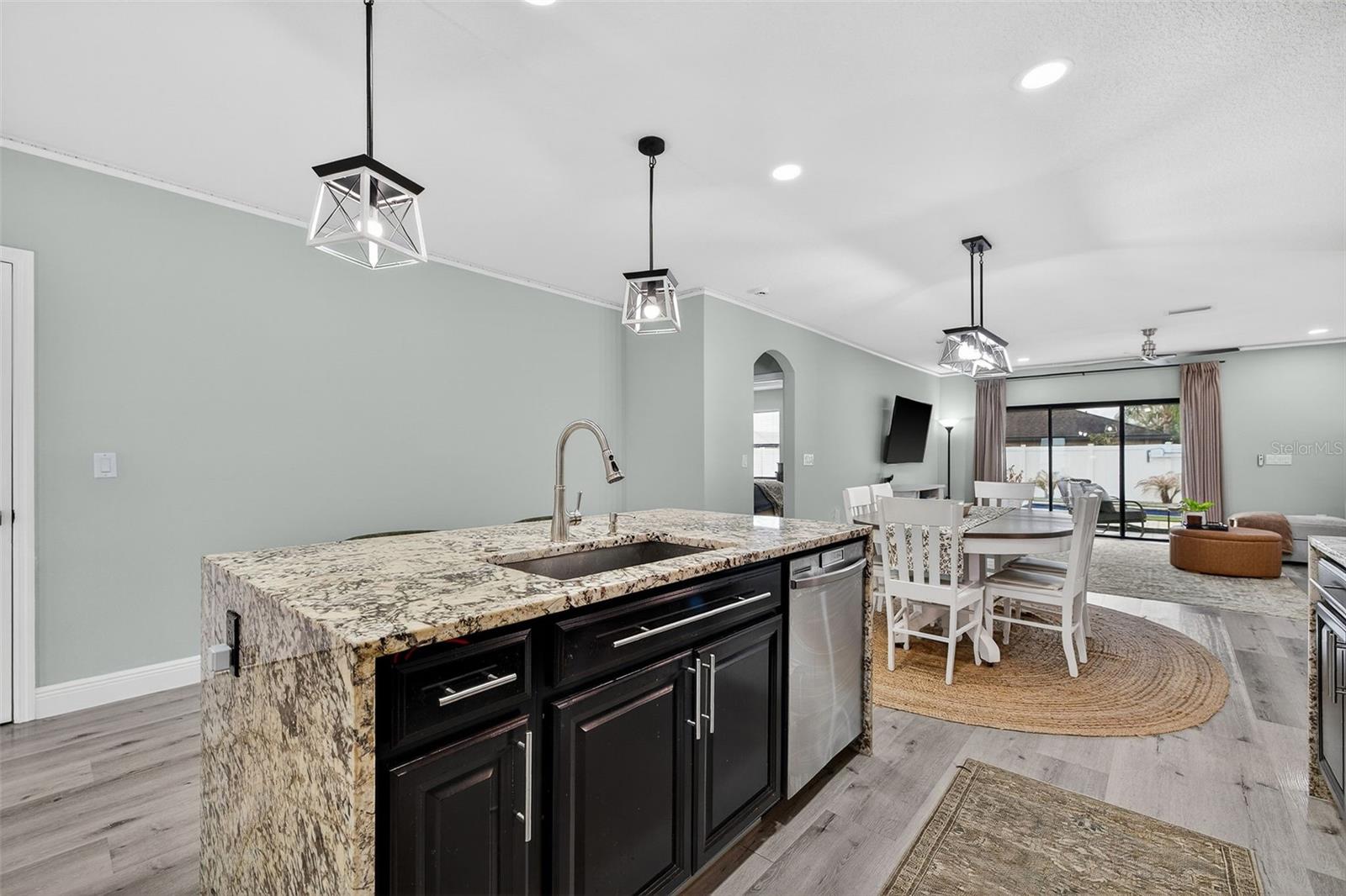 14227 ALISTAR MANOR DR