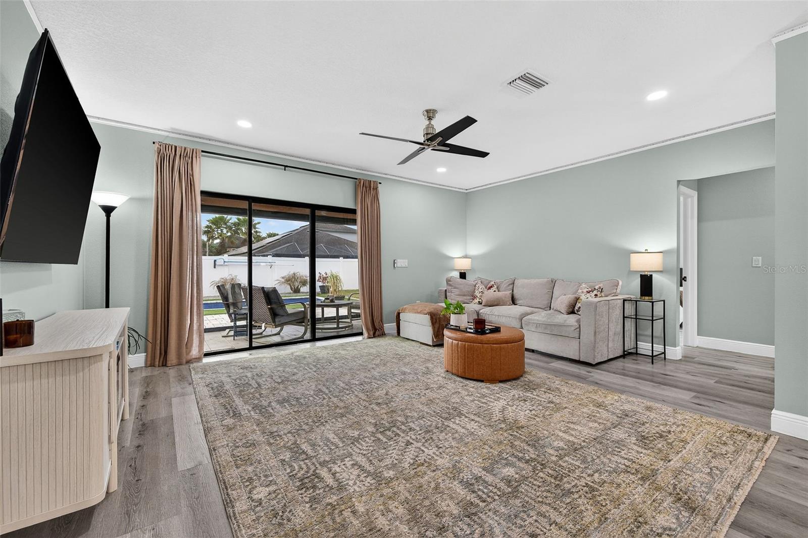 14227 ALISTAR MANOR DR