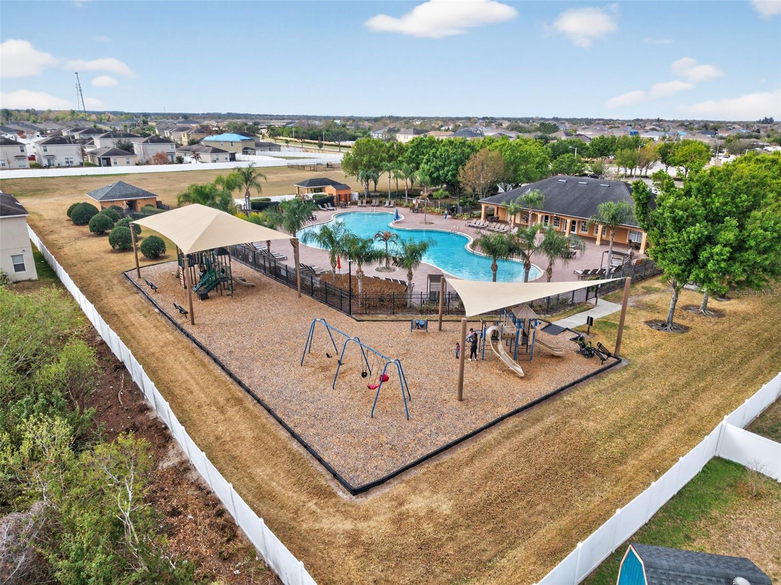 14227 ALISTAR MANOR DR