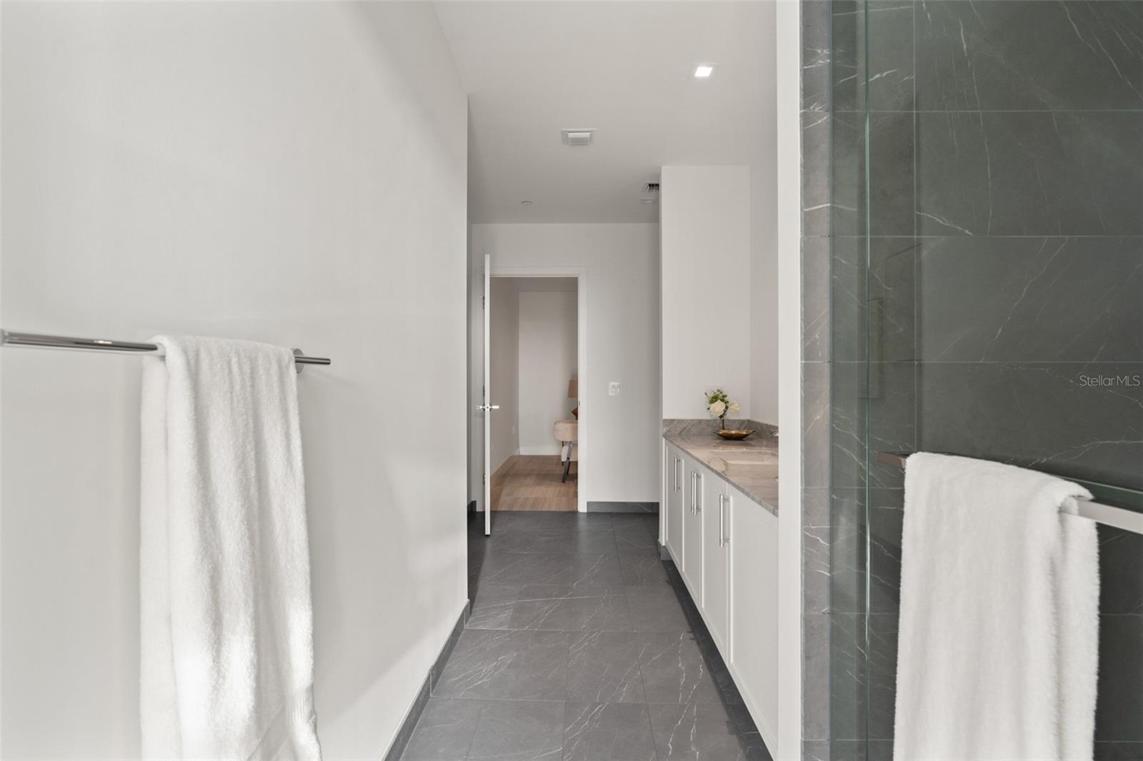 3015 S YSABELLA AVE #1803