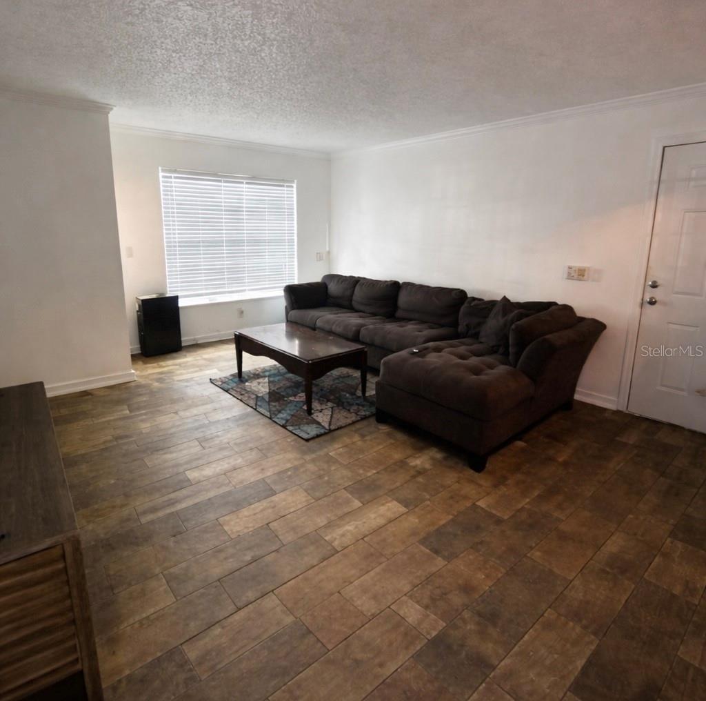 10200 GANDY BLVD N #816