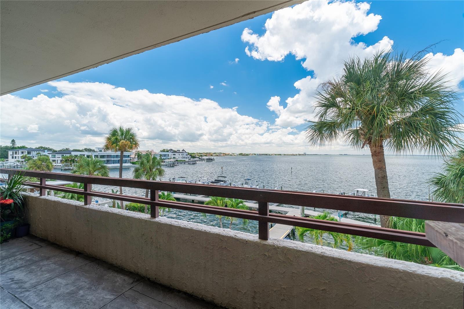 5700 MARINER ST #304