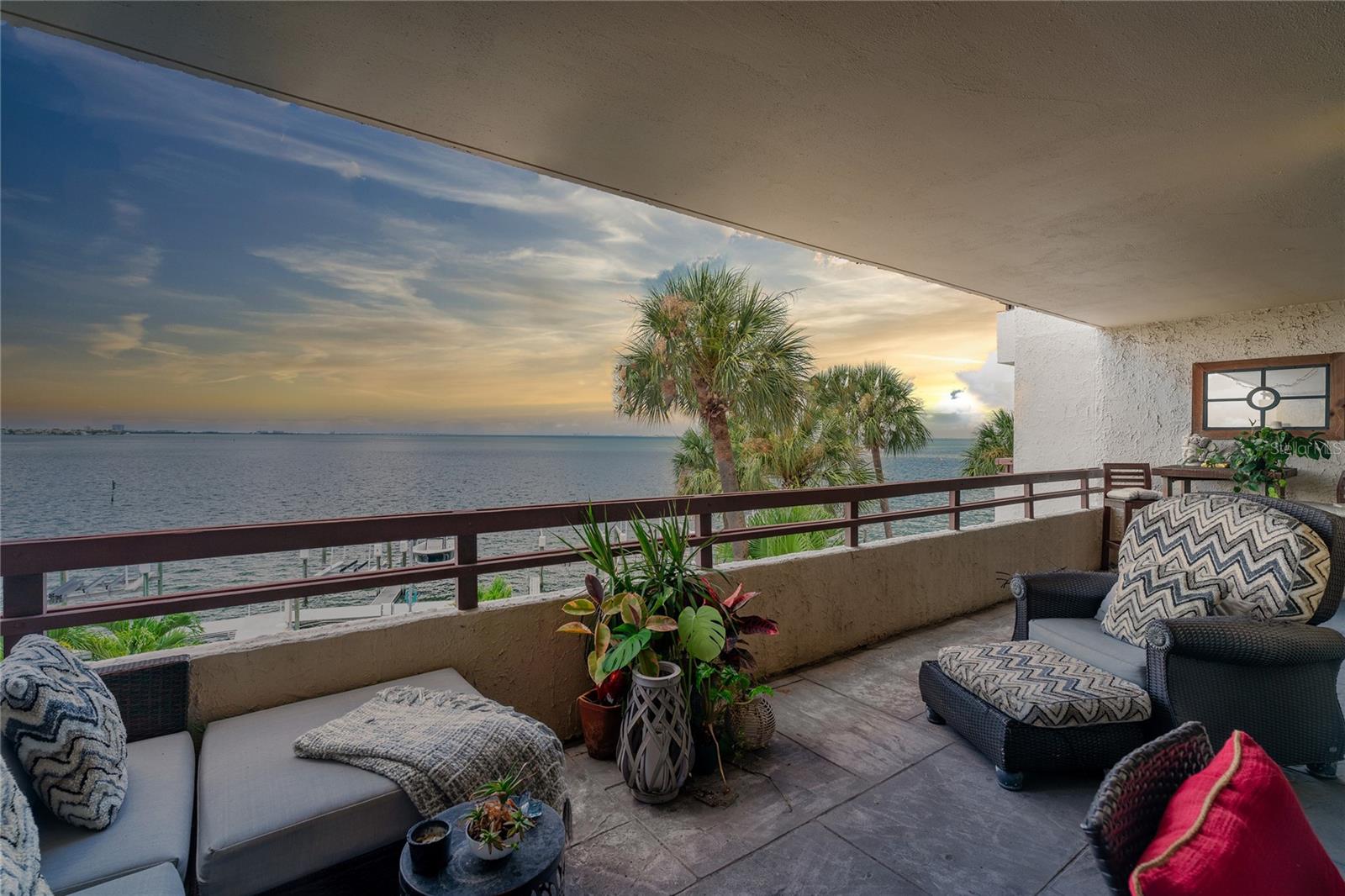 5700 MARINER ST #304