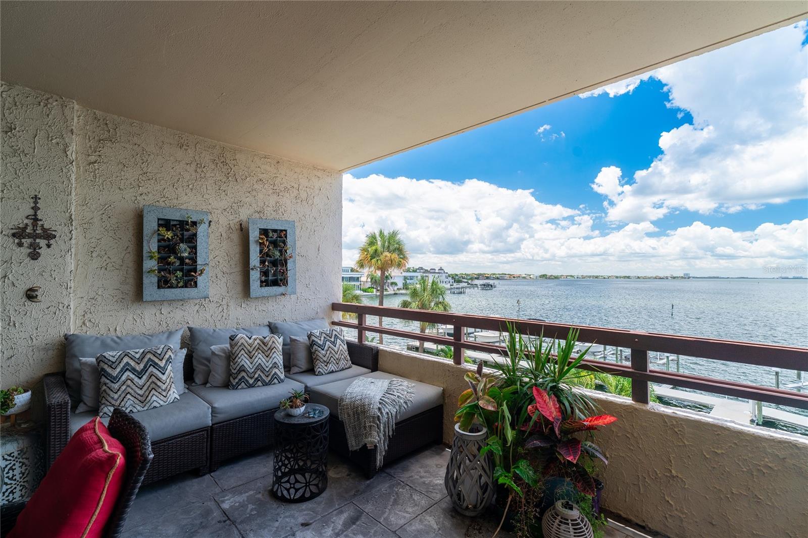 5700 MARINER ST #304