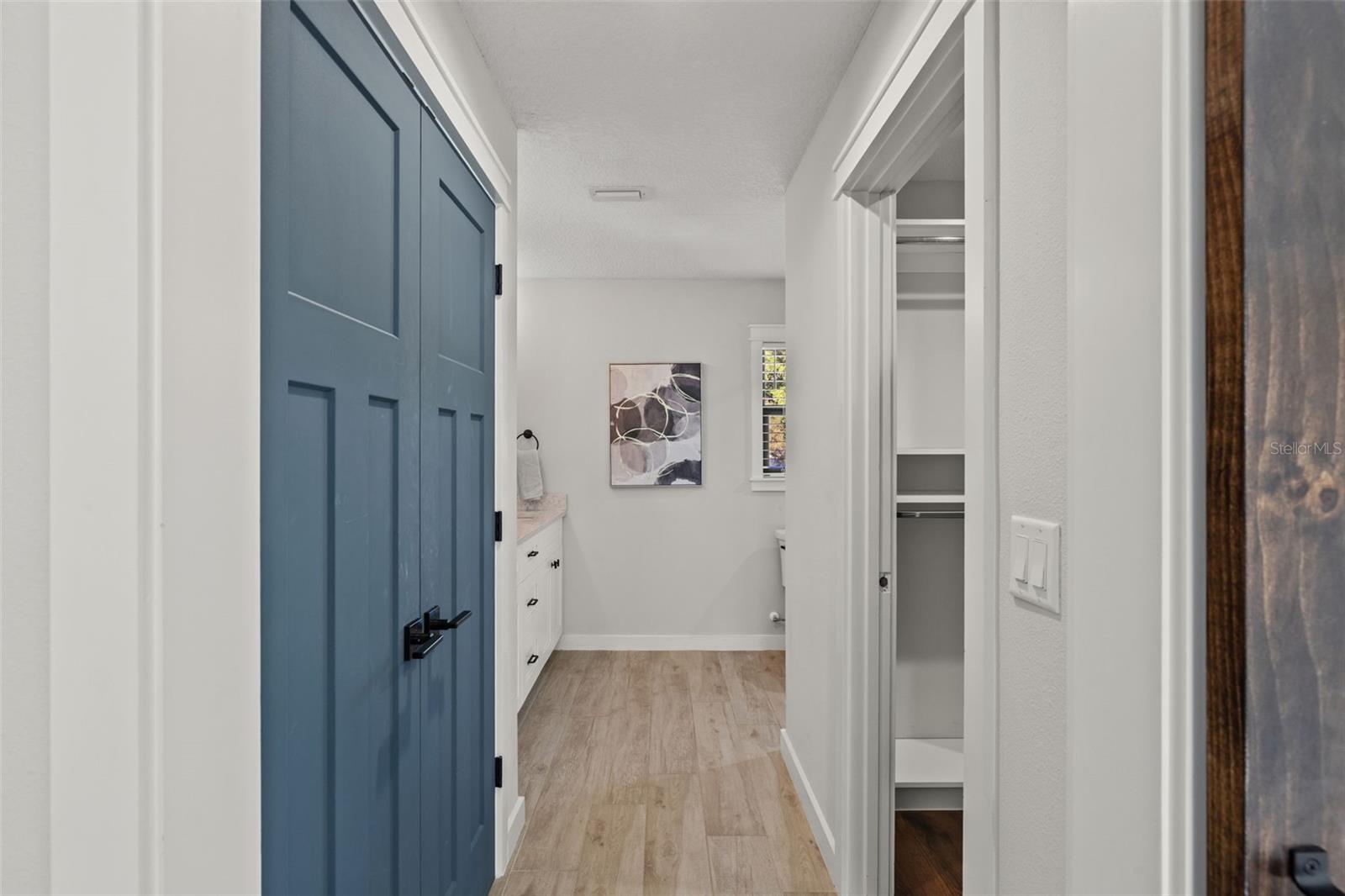 2820 N CENTRAL CT