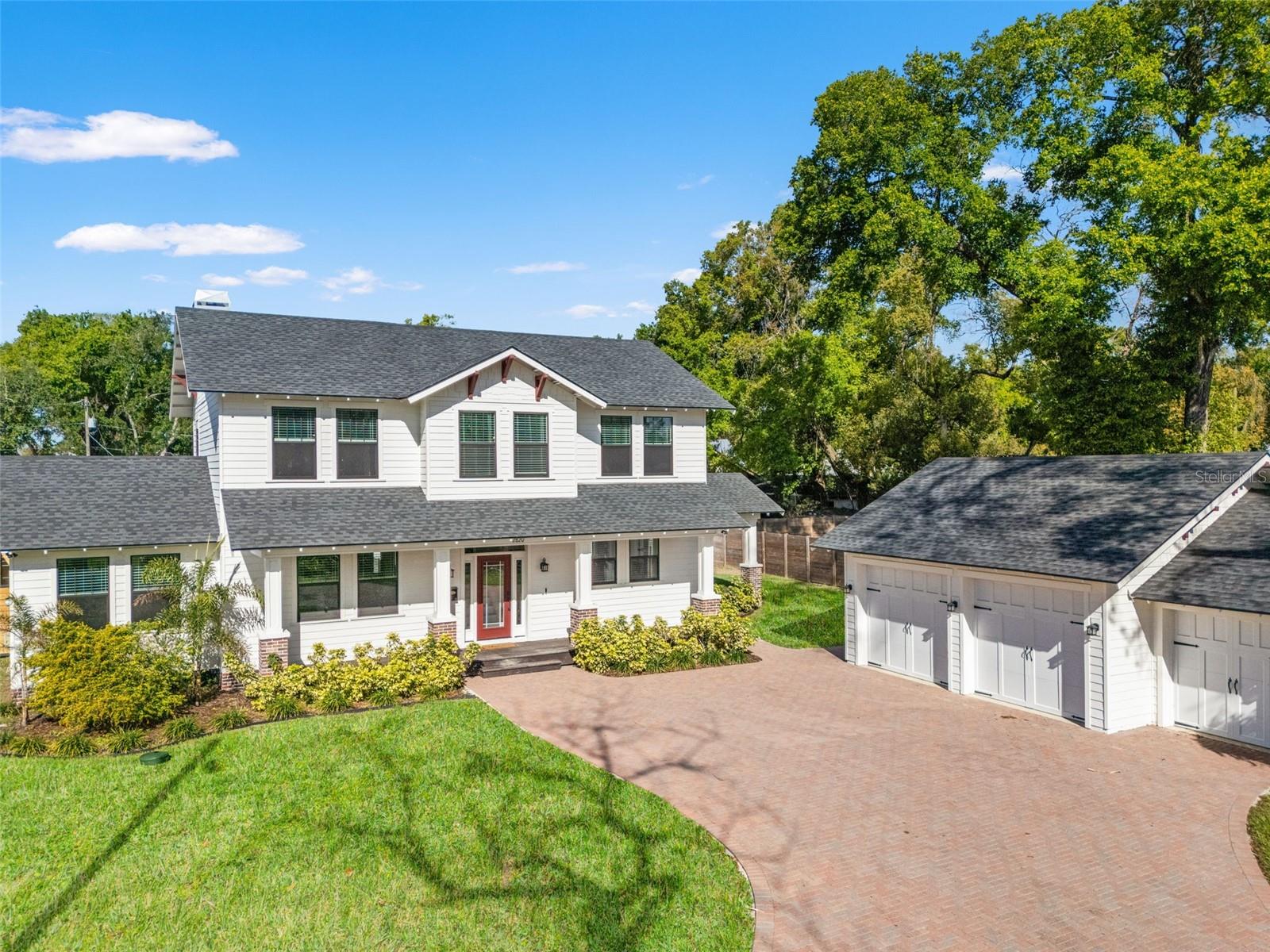 2820 N CENTRAL CT