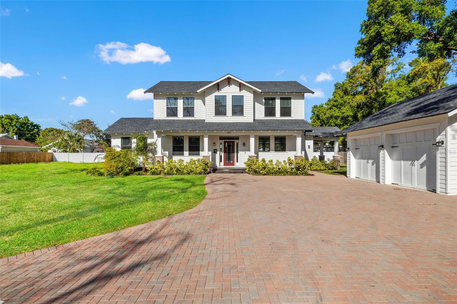 2820 N CENTRAL CT