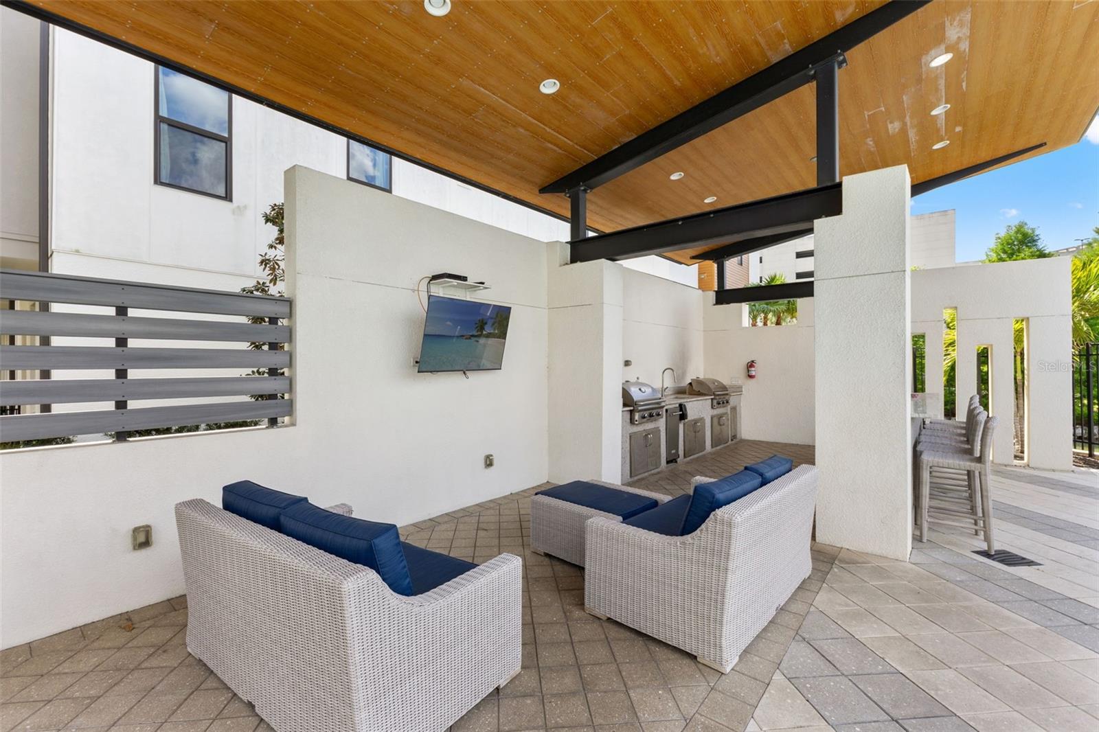 2511 N GRADY AVE #16