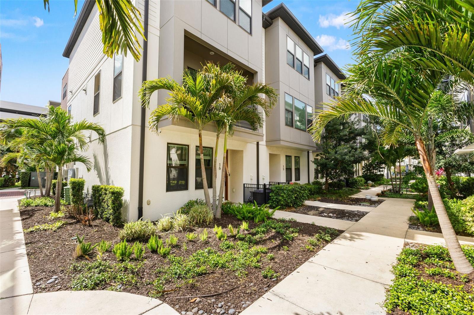 2511 N GRADY AVE #16