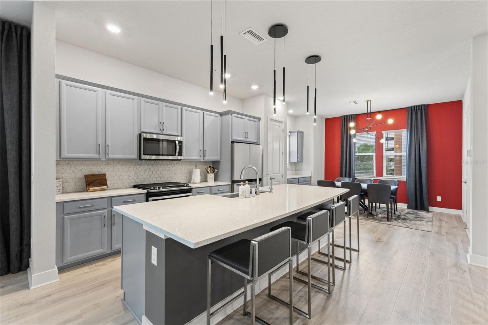 2511 N GRADY AVE #16