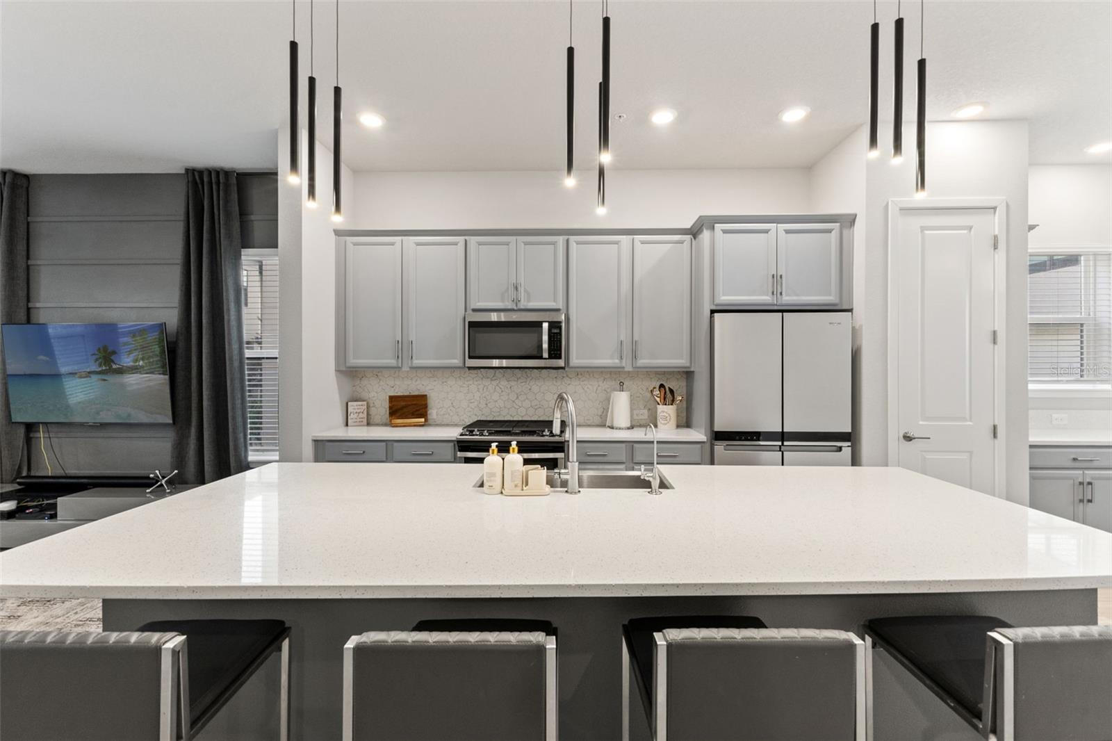 2511 N GRADY AVE #16