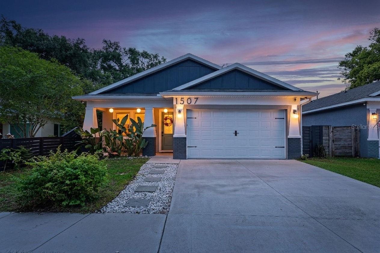 1507 HILLSIDE DR