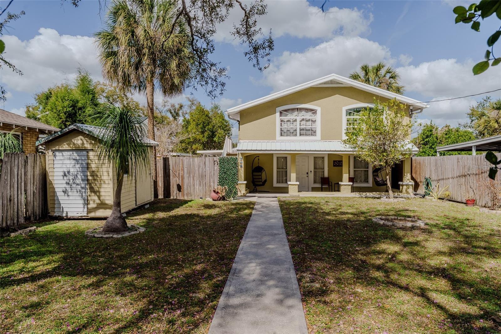 203 W CREST 1/2 AVE
