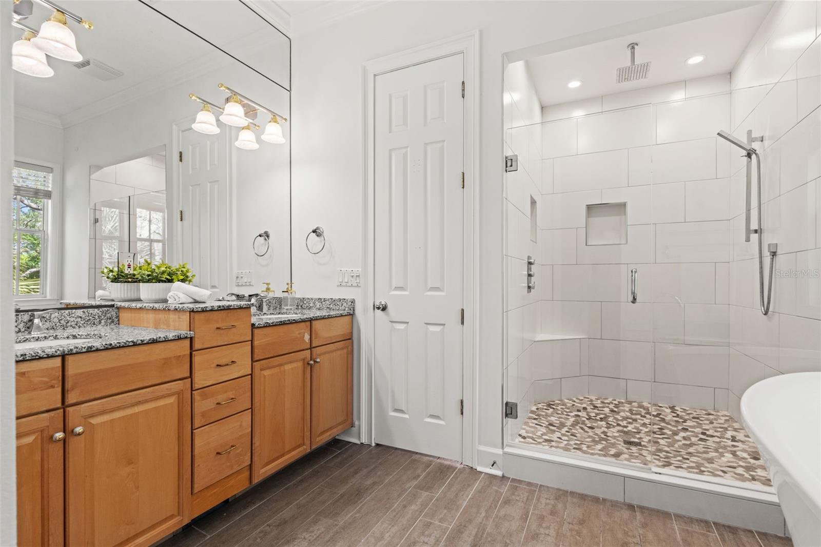 3010 W STOVALL ST #H