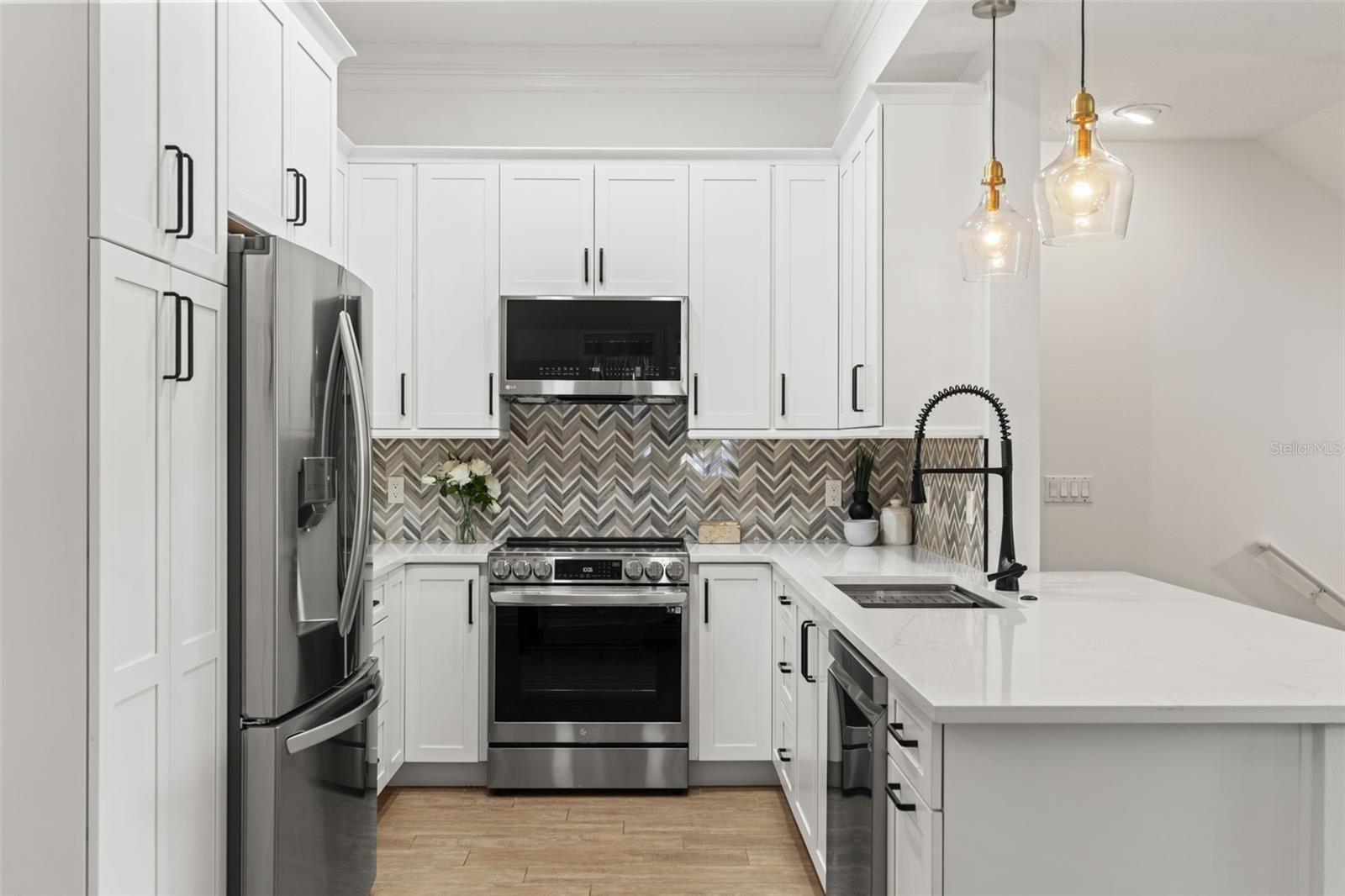 3010 W STOVALL ST #H