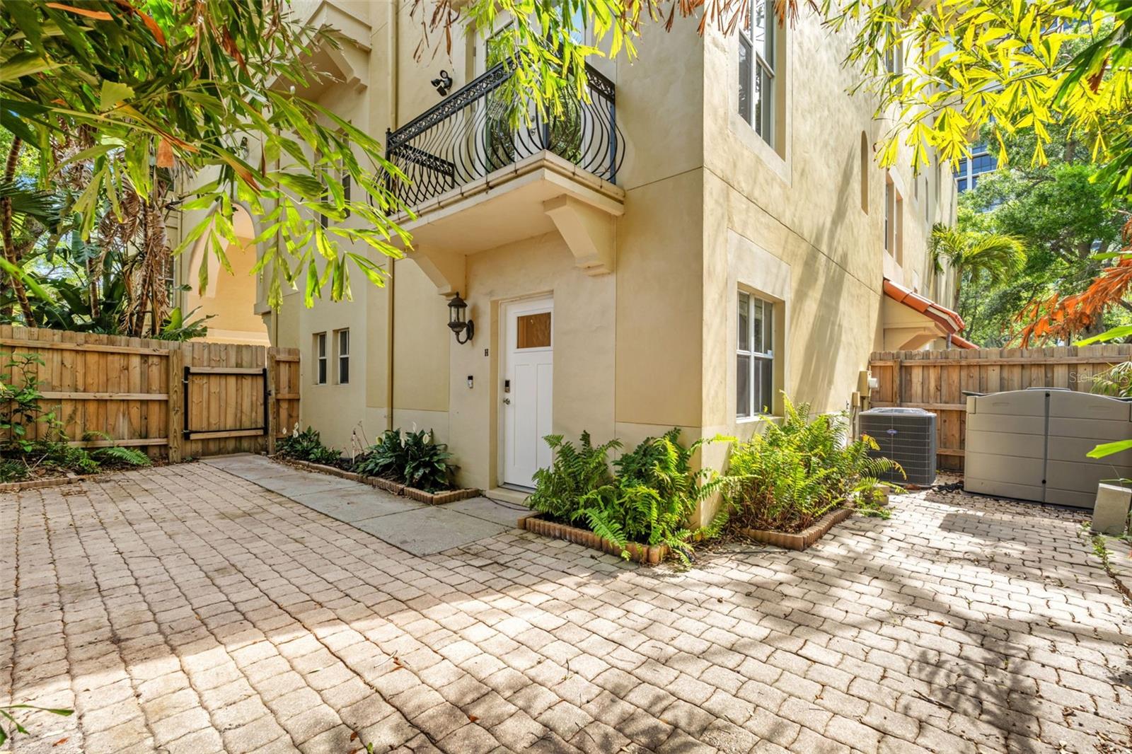 3010 W STOVALL ST #H