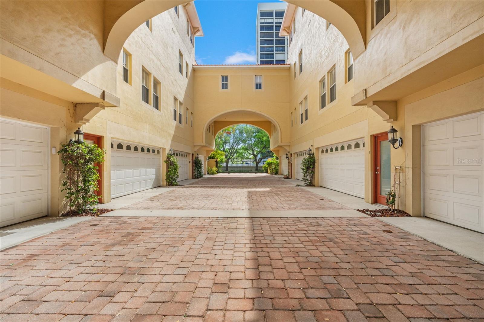 3010 W STOVALL ST #H