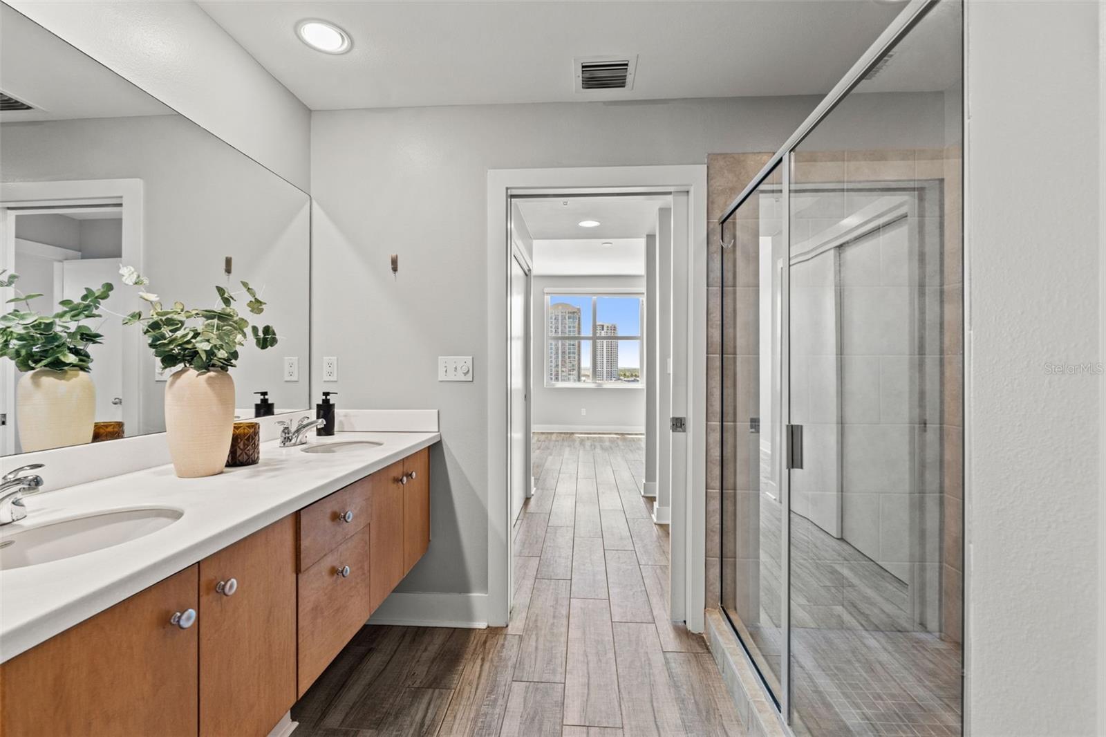 1208 E KENNEDY BLVD #1109