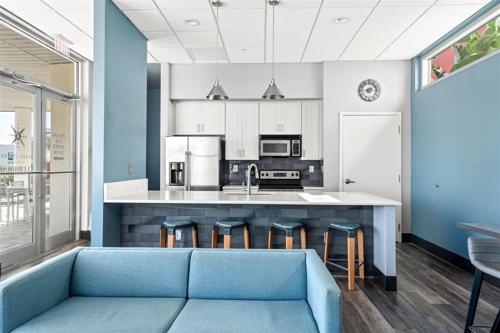 1208 E KENNEDY BLVD #1109