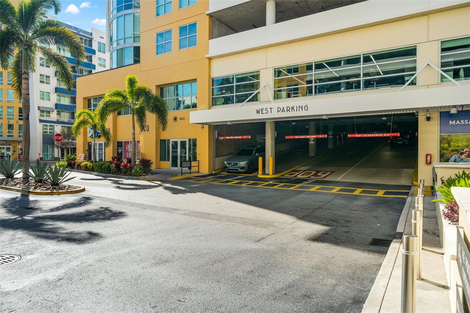 1208 E KENNEDY BLVD #1109