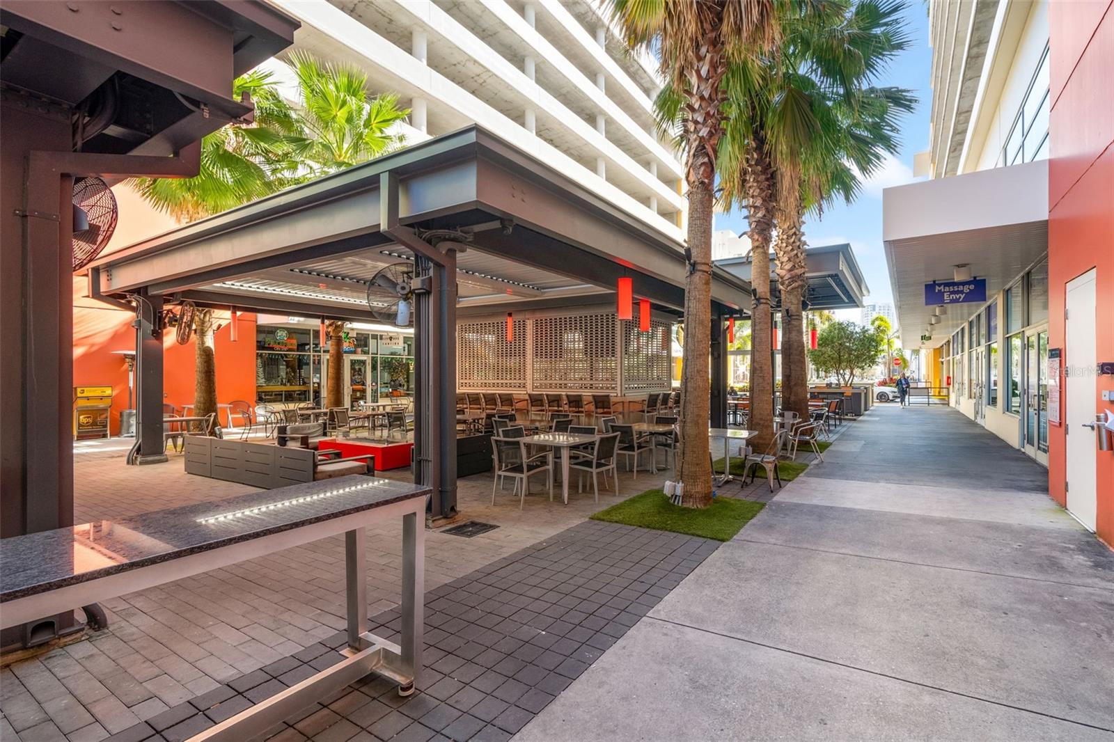 1208 E KENNEDY BLVD #1109