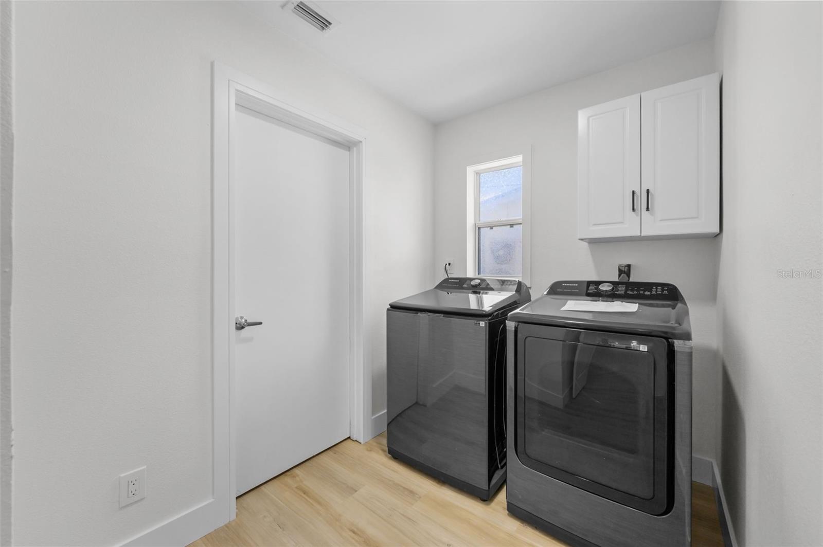 5700 BAYOU GRANDE BLVD NE