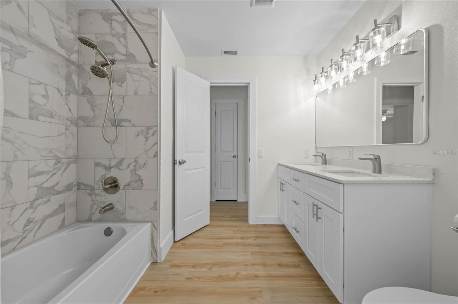 5700 BAYOU GRANDE BLVD NE