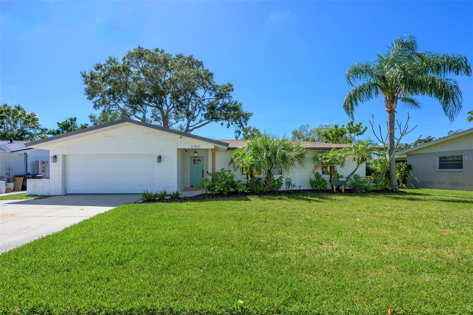 5700 BAYOU GRANDE BLVD NE