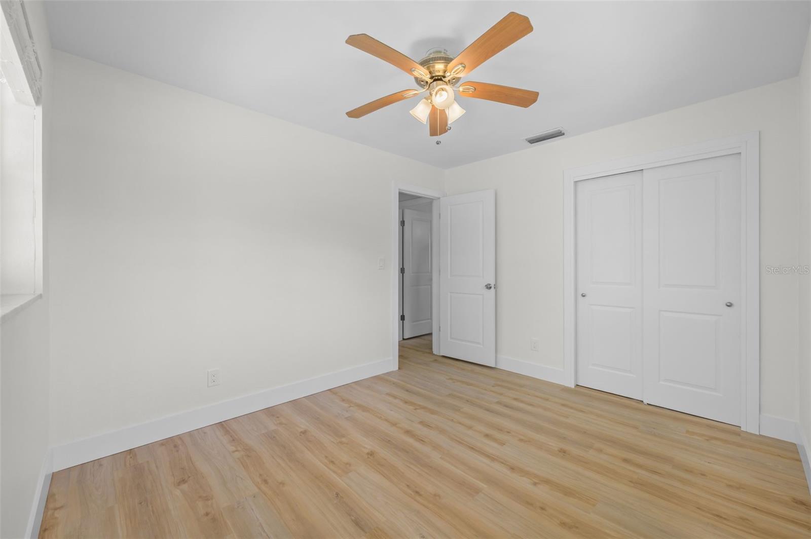 5700 BAYOU GRANDE BLVD NE