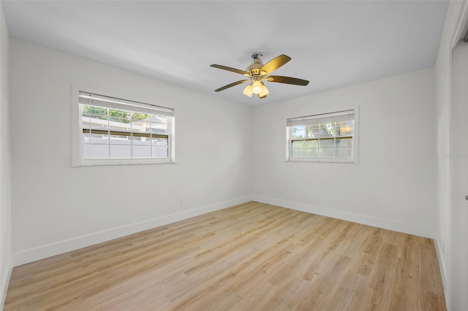 5700 BAYOU GRANDE BLVD NE