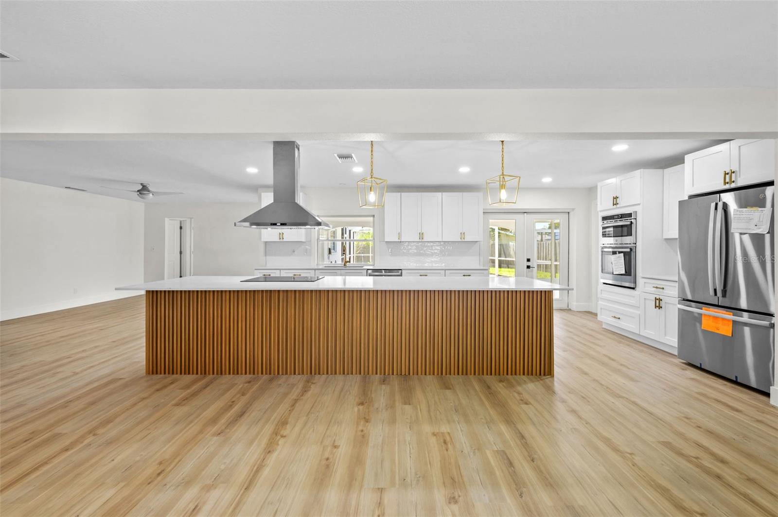 5700 BAYOU GRANDE BLVD NE