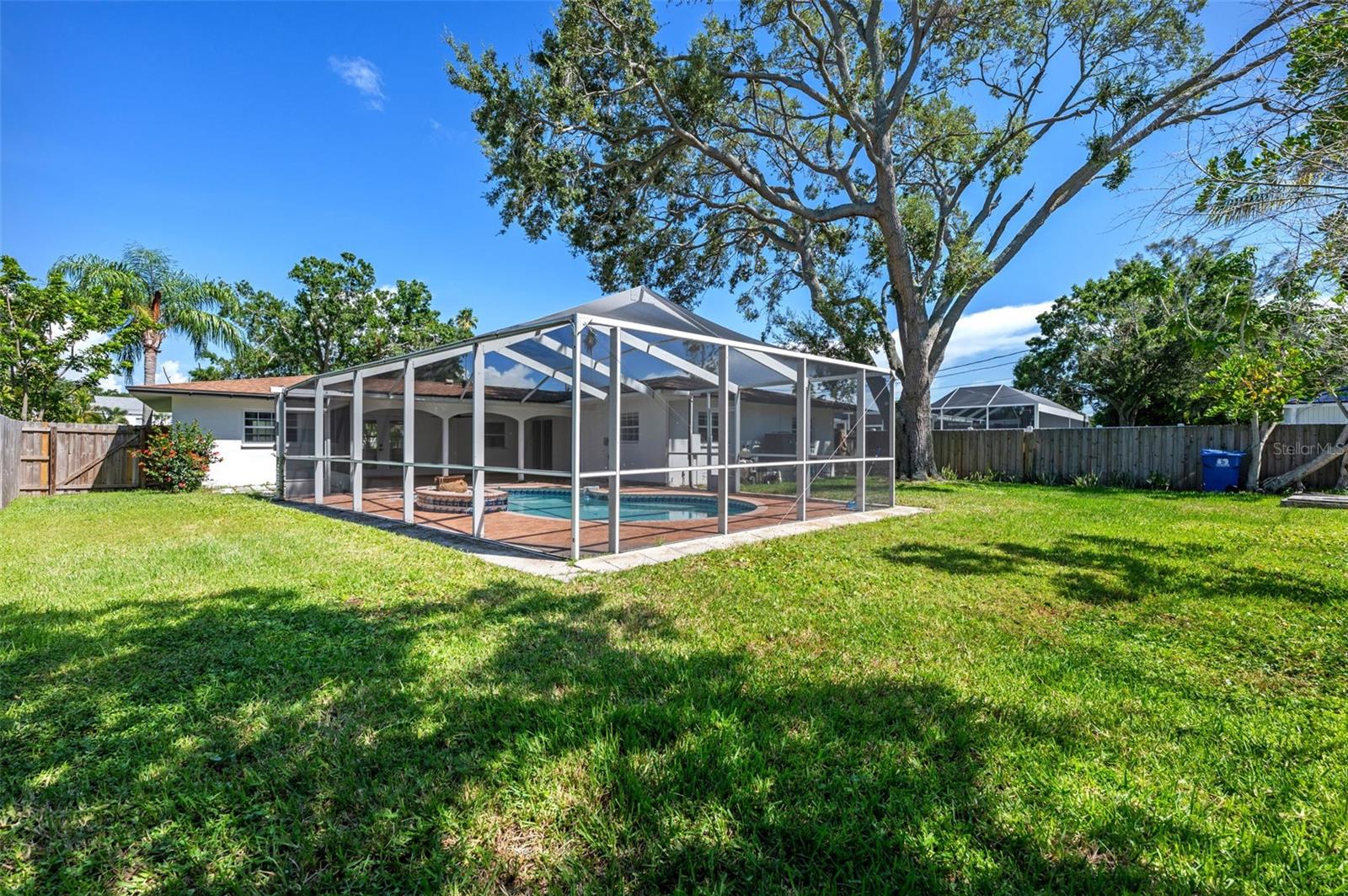 5700 BAYOU GRANDE BLVD NE