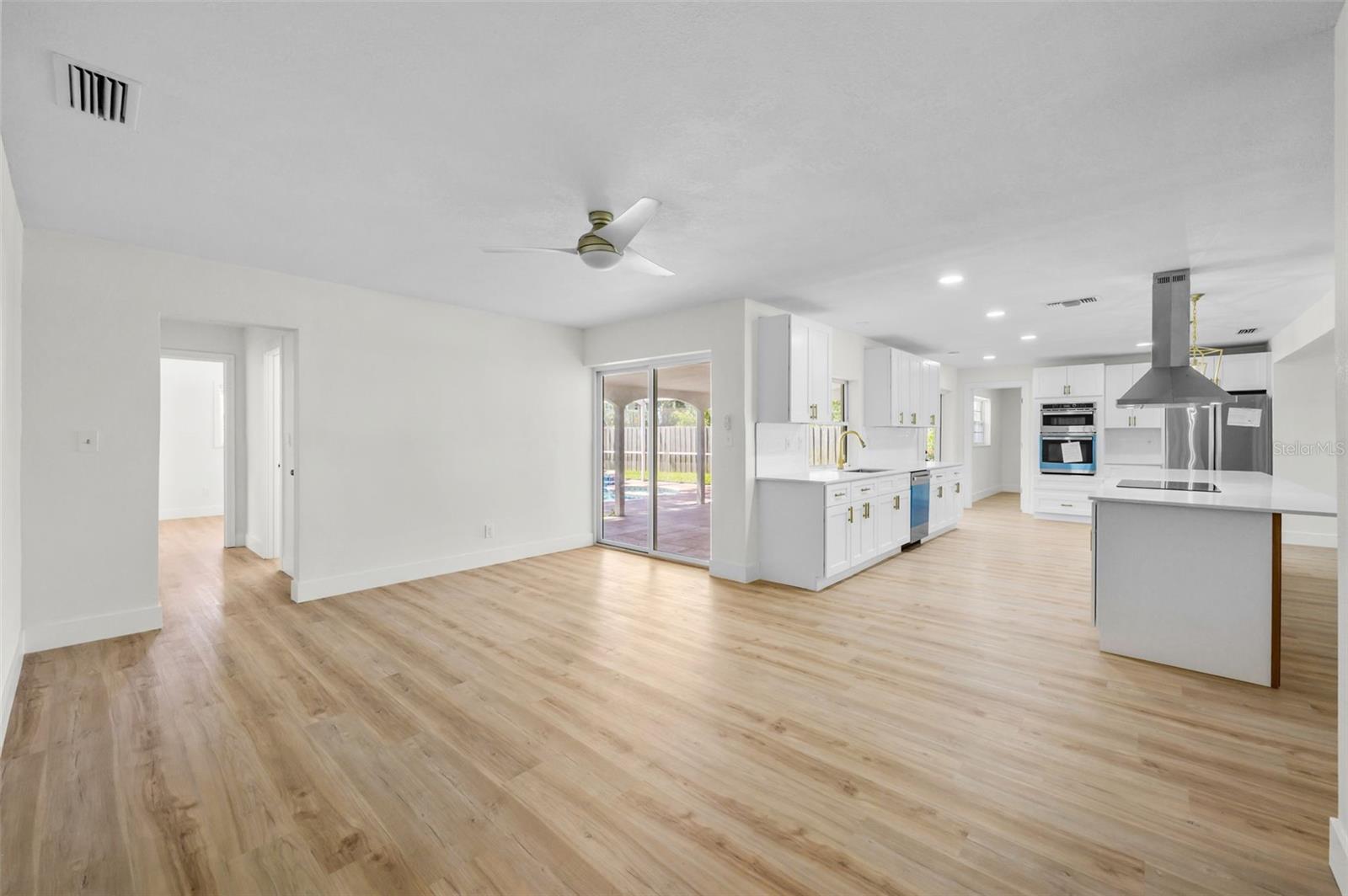 5700 BAYOU GRANDE BLVD NE