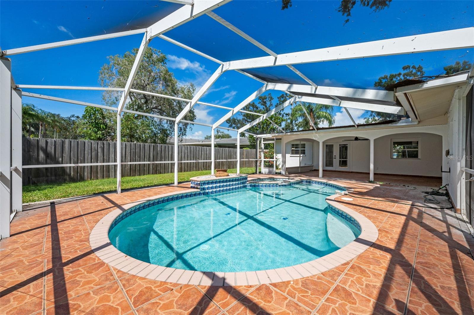 5700 BAYOU GRANDE BLVD NE