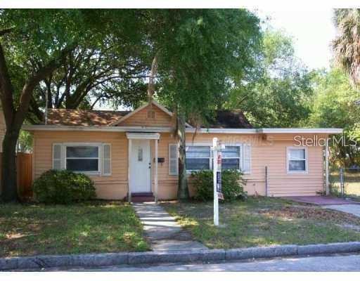410 W AMELIA AVE
