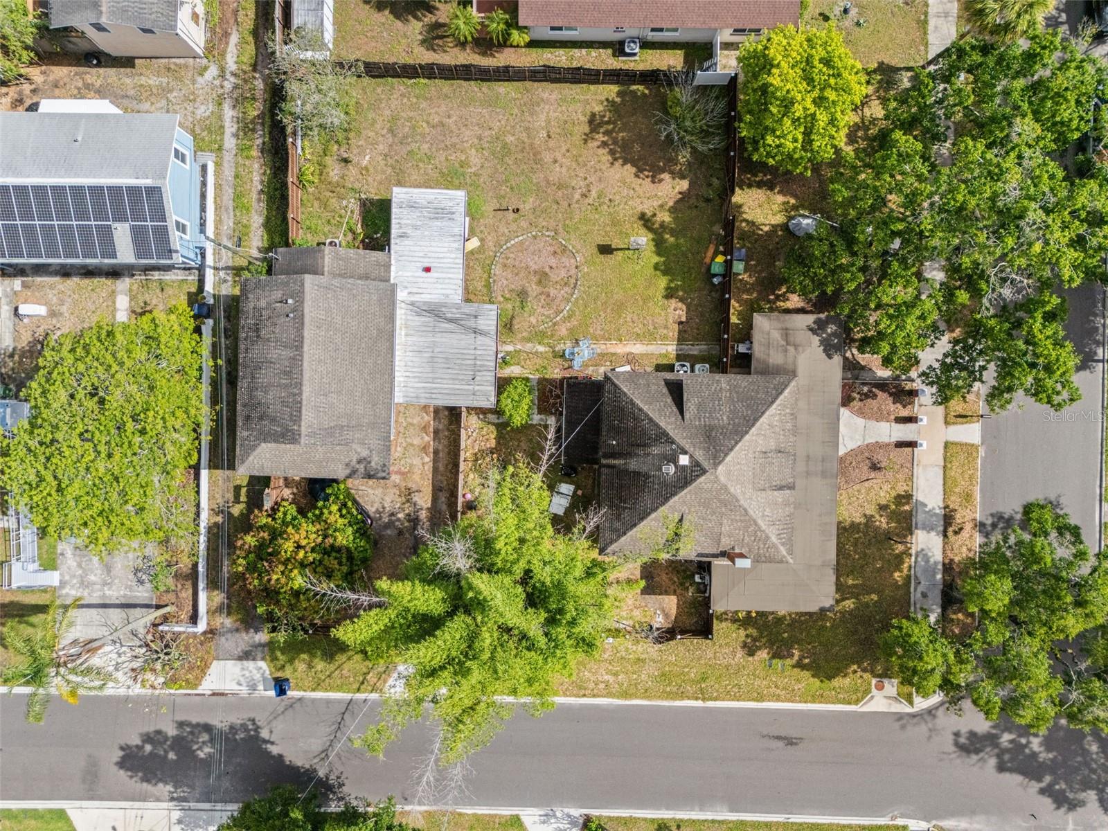 5202 N SEMINOLE AVE