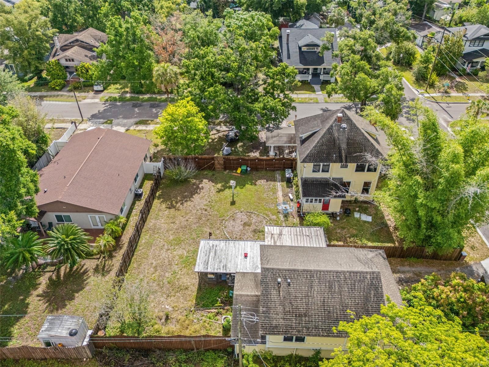 5202 N SEMINOLE AVE