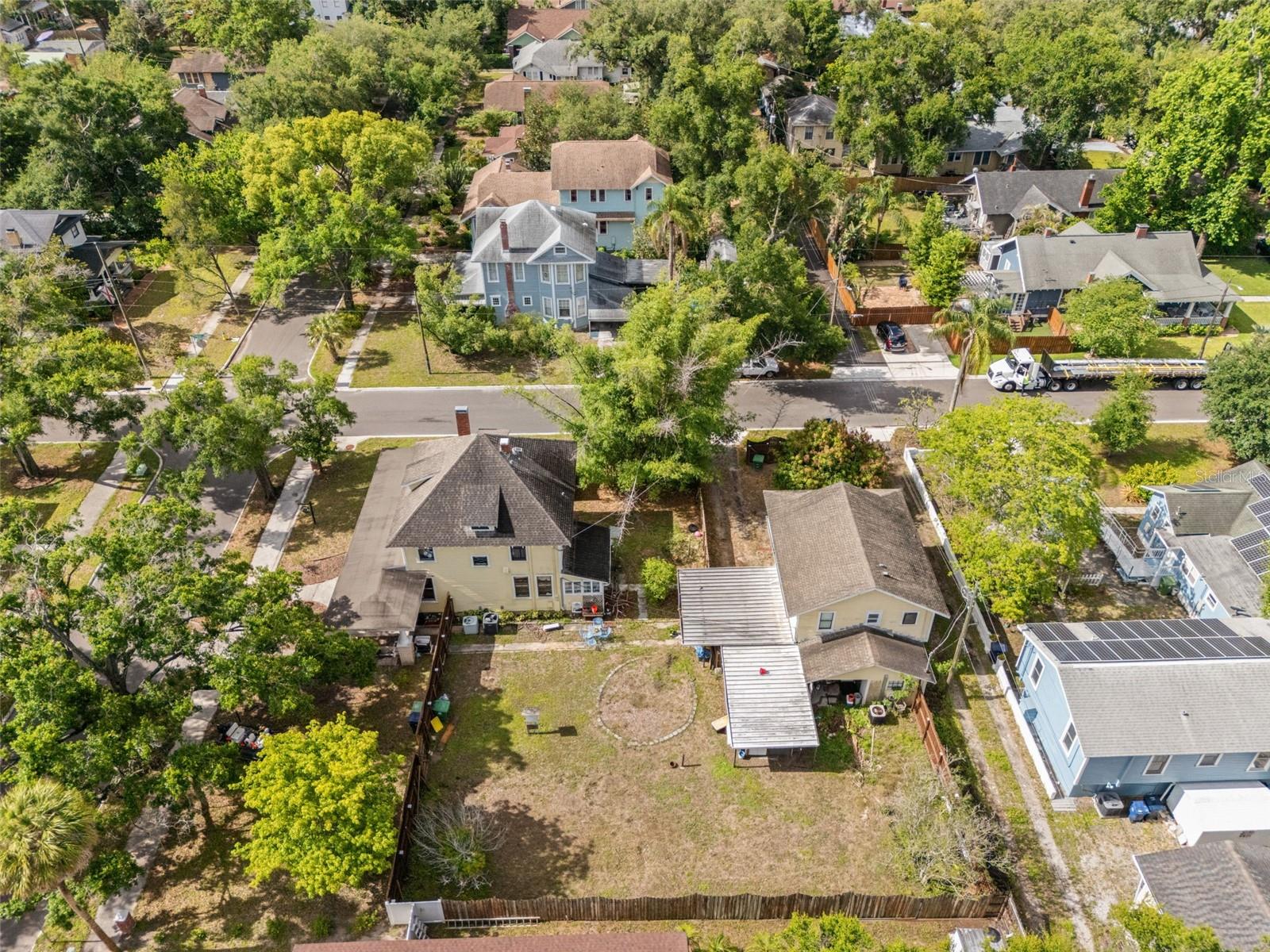 5202 N SEMINOLE AVE