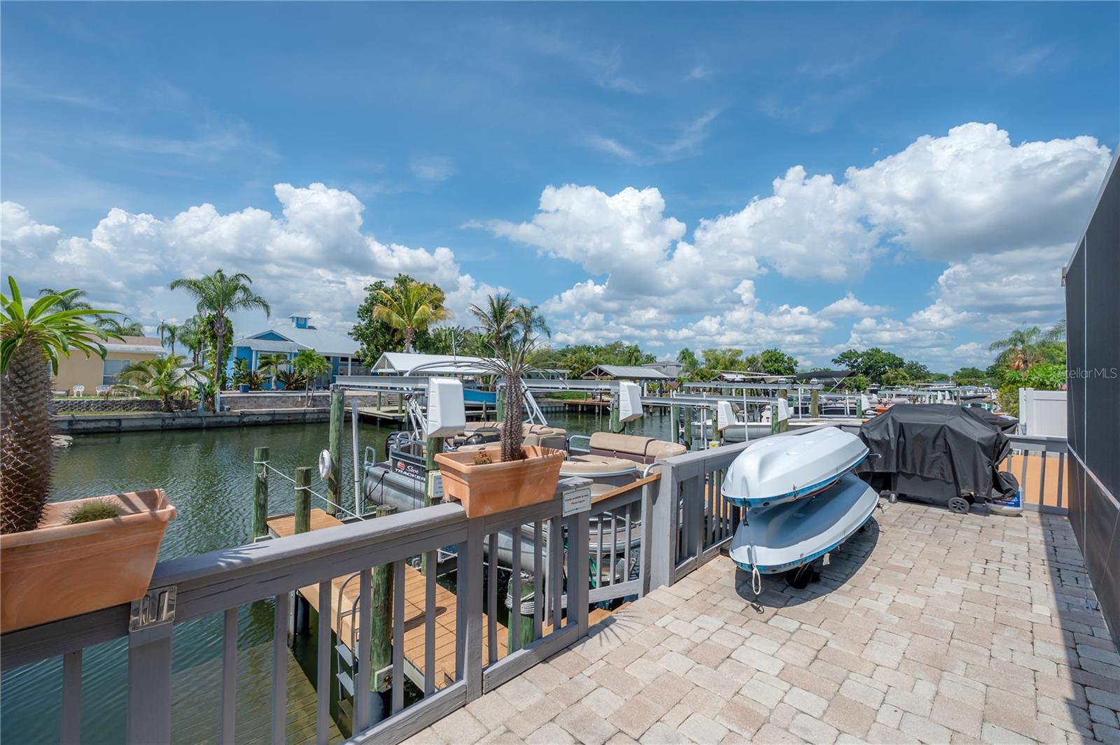8757 BAY POINTE DR
