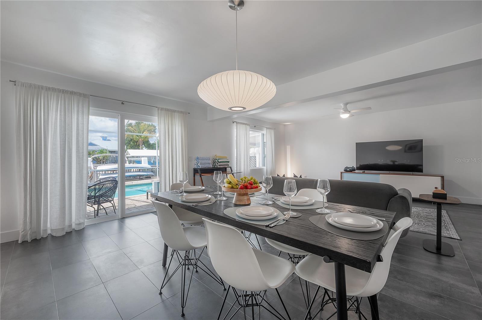 8757 BAY POINTE DR