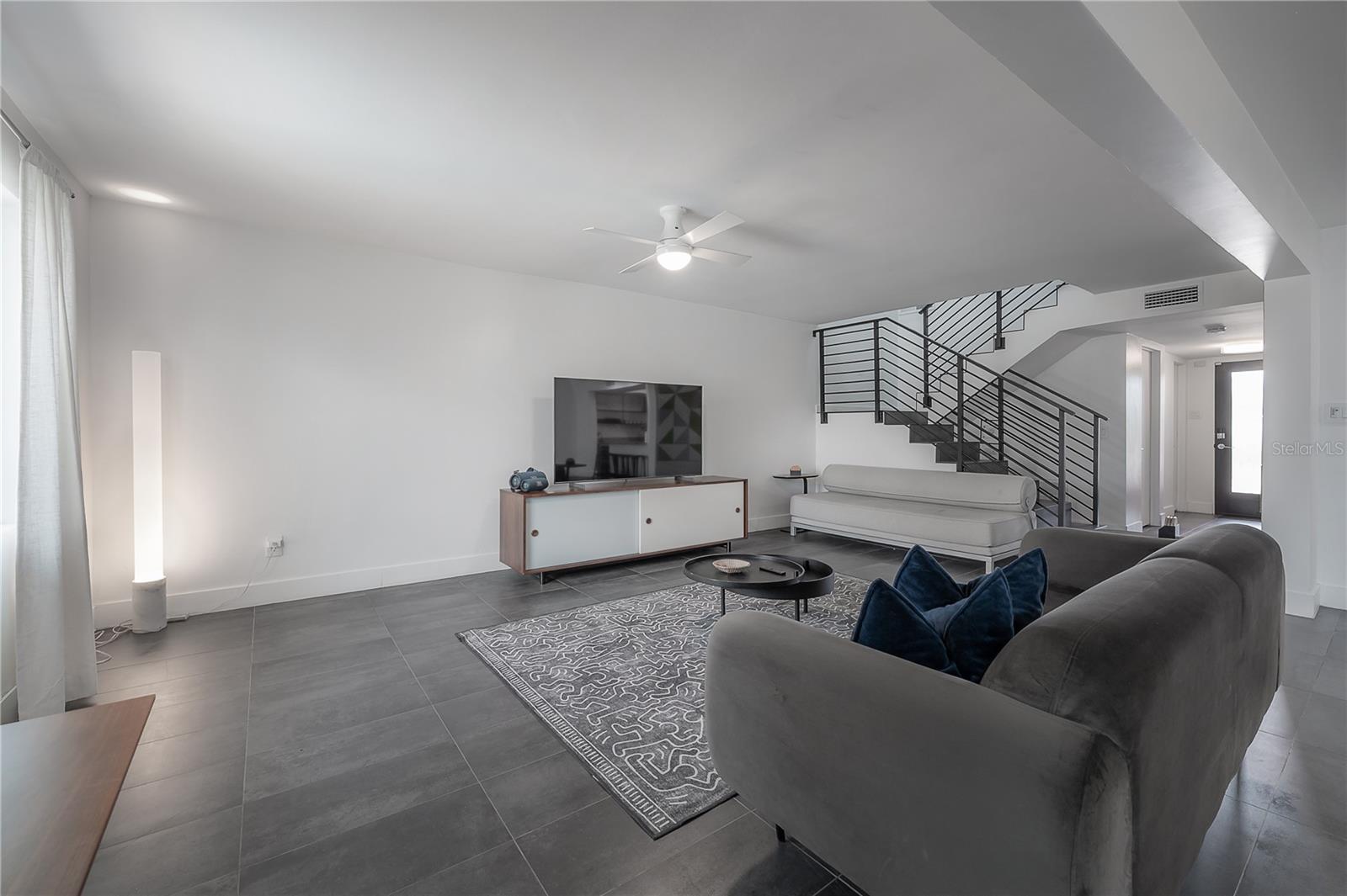 8757 BAY POINTE DR