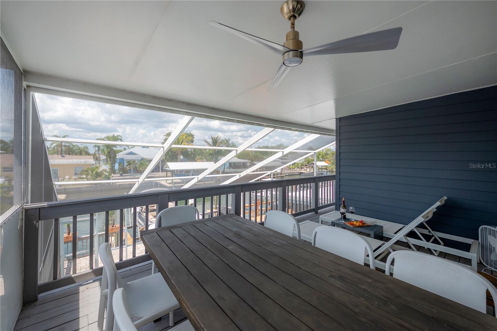 8757 BAY POINTE DR
