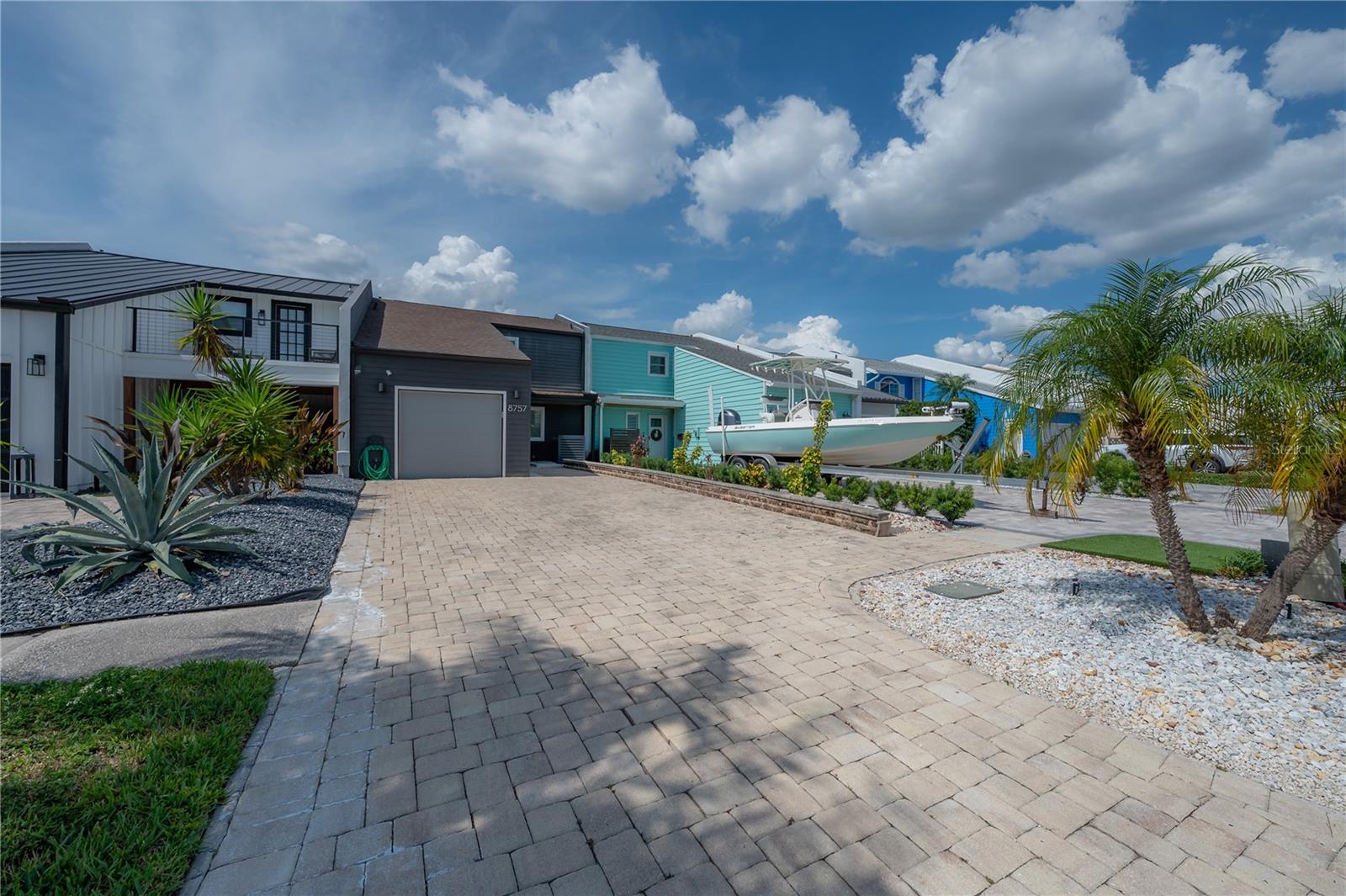 8757 BAY POINTE DR