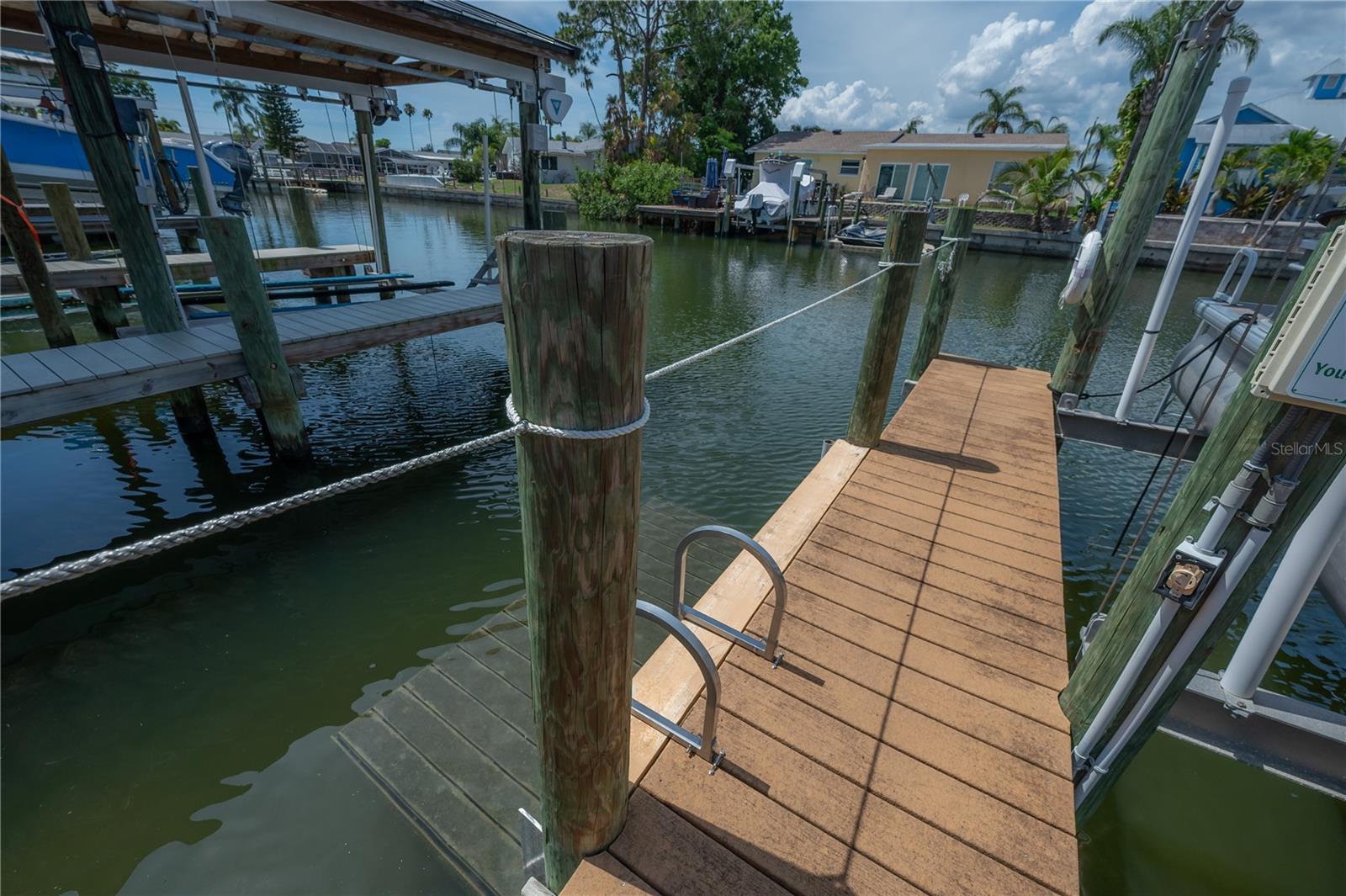 8757 BAY POINTE DR