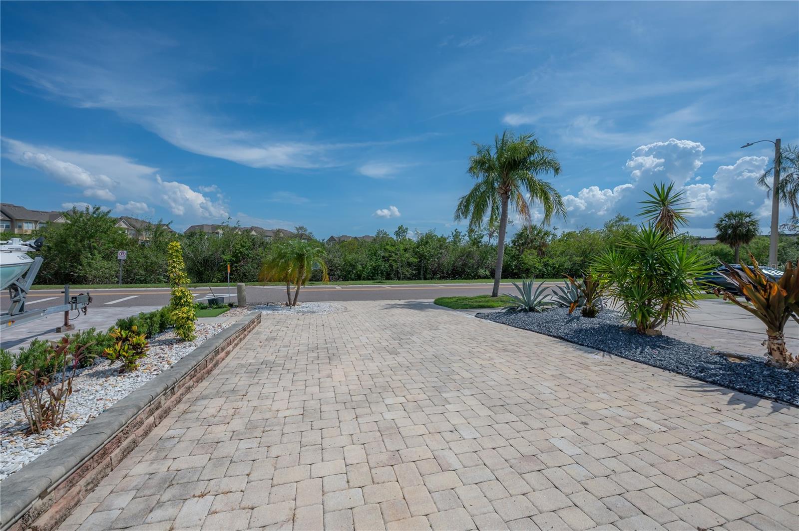 8757 BAY POINTE DR