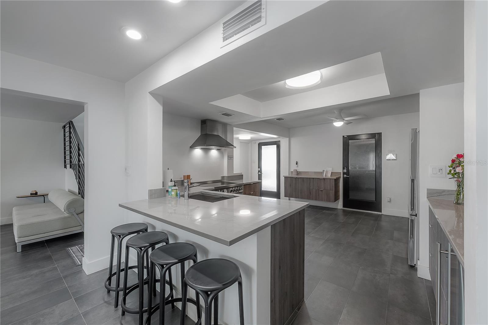 8757 BAY POINTE DR