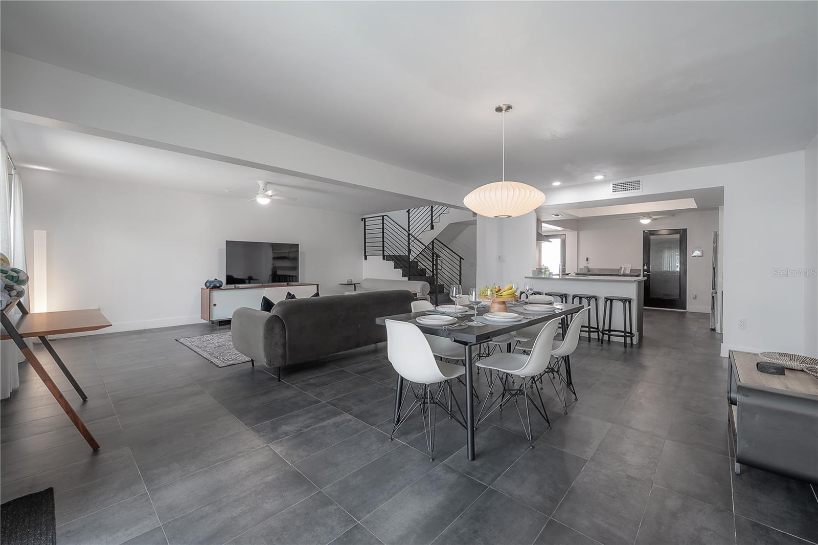 8757 BAY POINTE DR
