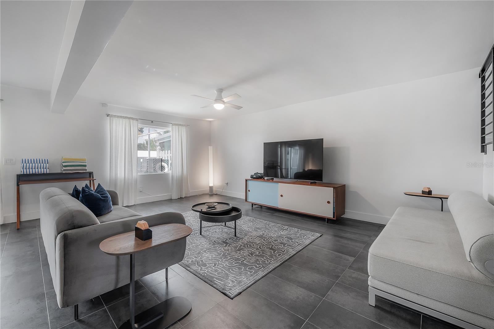8757 BAY POINTE DR